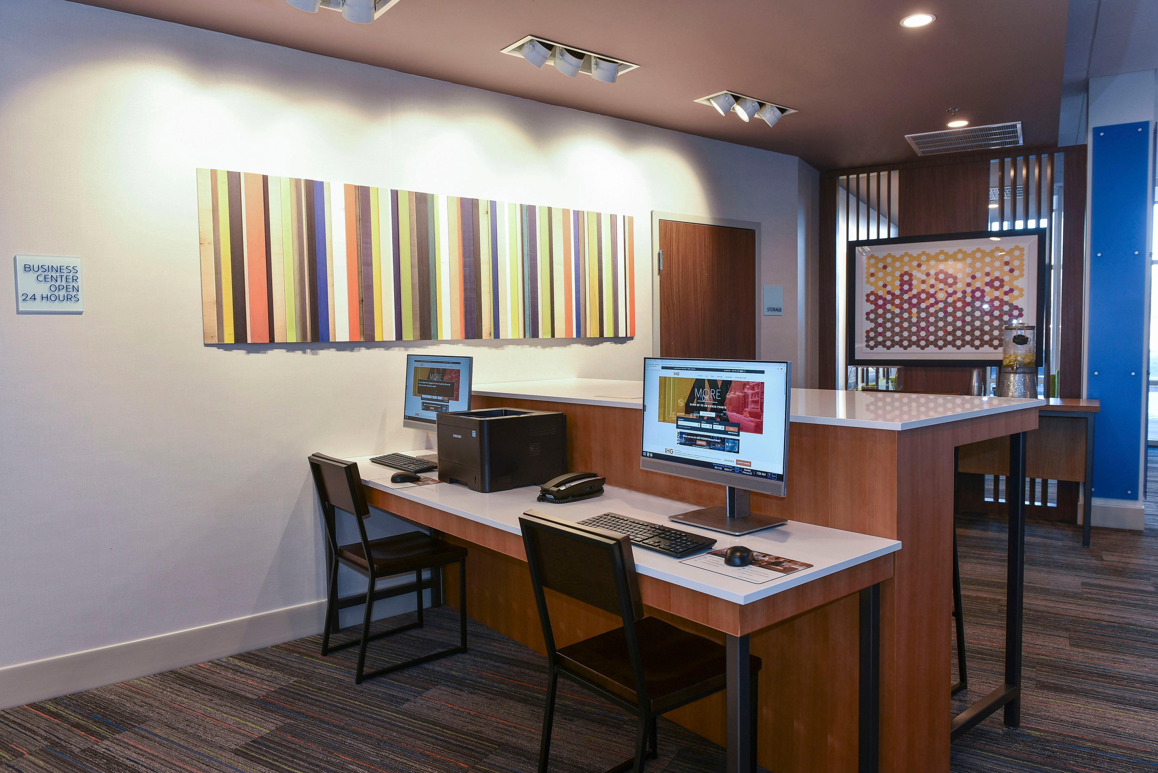 Holiday Inn Express & Suites - Madisonville By Ihg Exterior foto