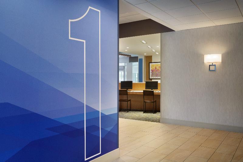 Holiday Inn Express & Suites - Madisonville By Ihg Exterior foto